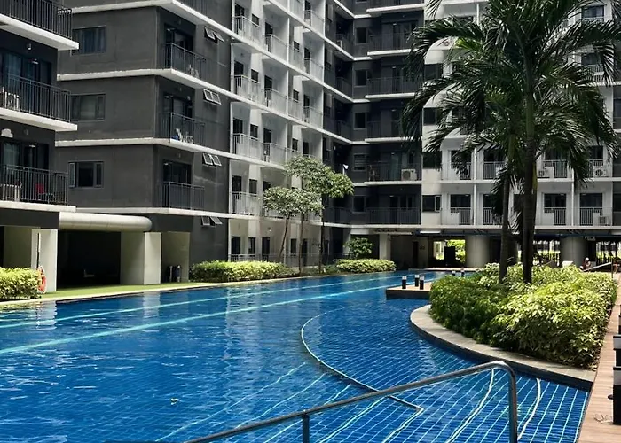 Modern 1-br Retreat With Pool, High Speed Wifi, Netflix, Steps From Moa, Bars, Entertainment, Transport Aparthotel Manila