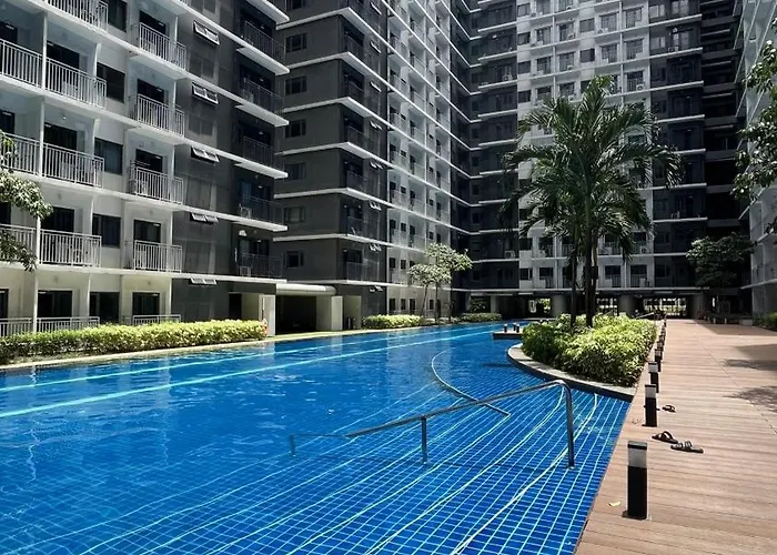 Aparthotel Modern 1-br Retreat With Pool, High Speed Wifi, Netflix, Steps From Moa, Bars, Entertainment, Transport Manila