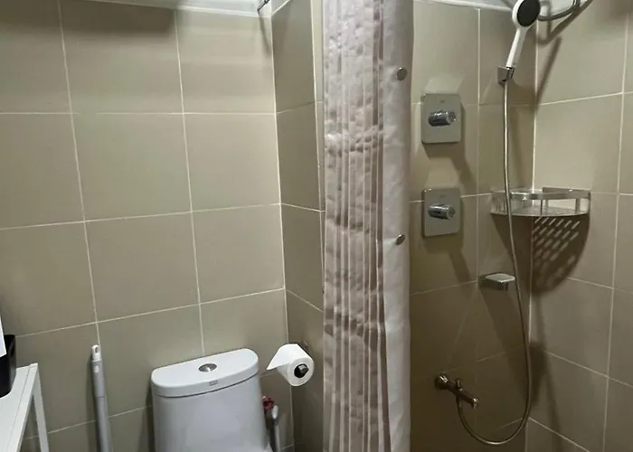 Aparthotel Modern 1-br Retreat With Pool, High Speed Wifi, Netflix, Steps From Moa, Bars, Entertainment, Transport