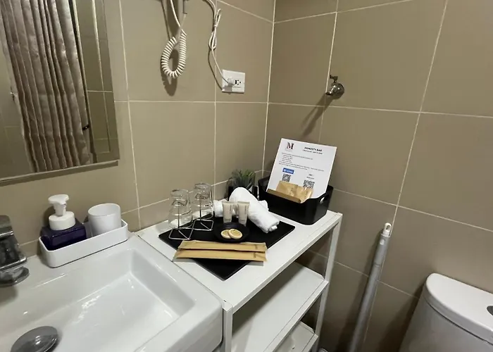 Aparthotel Modern 1-br Retreat With Pool, High Speed Wifi, Netflix, Steps From Moa, Bars, Entertainment, Transport 4*