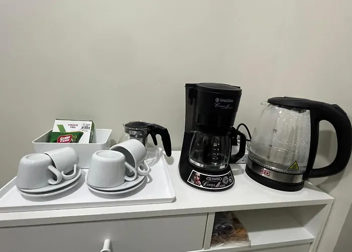 Modern 1-br Retreat With Pool, High Speed Wifi, Netflix, Steps From Moa, Bars, Entertainment, Transport