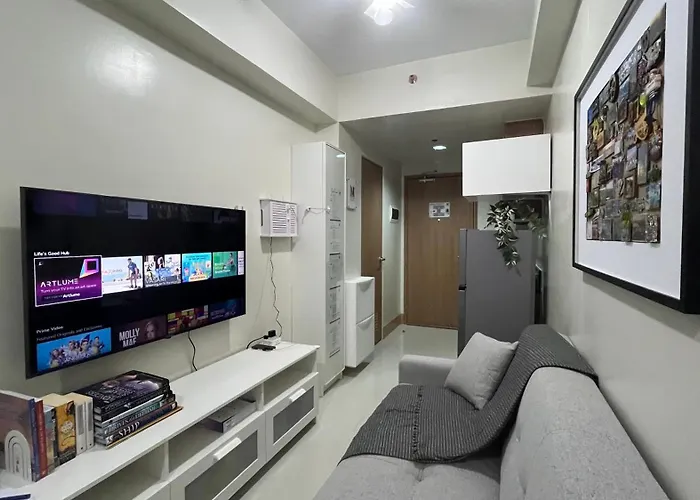 Aparthotel Modern 1-br Retreat With Pool, High Speed Wifi, Netflix, Steps From Moa, Bars, Entertainment, Transport 4*
